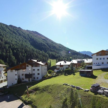 Hotel Cresta Замнаун Экстерьер фото