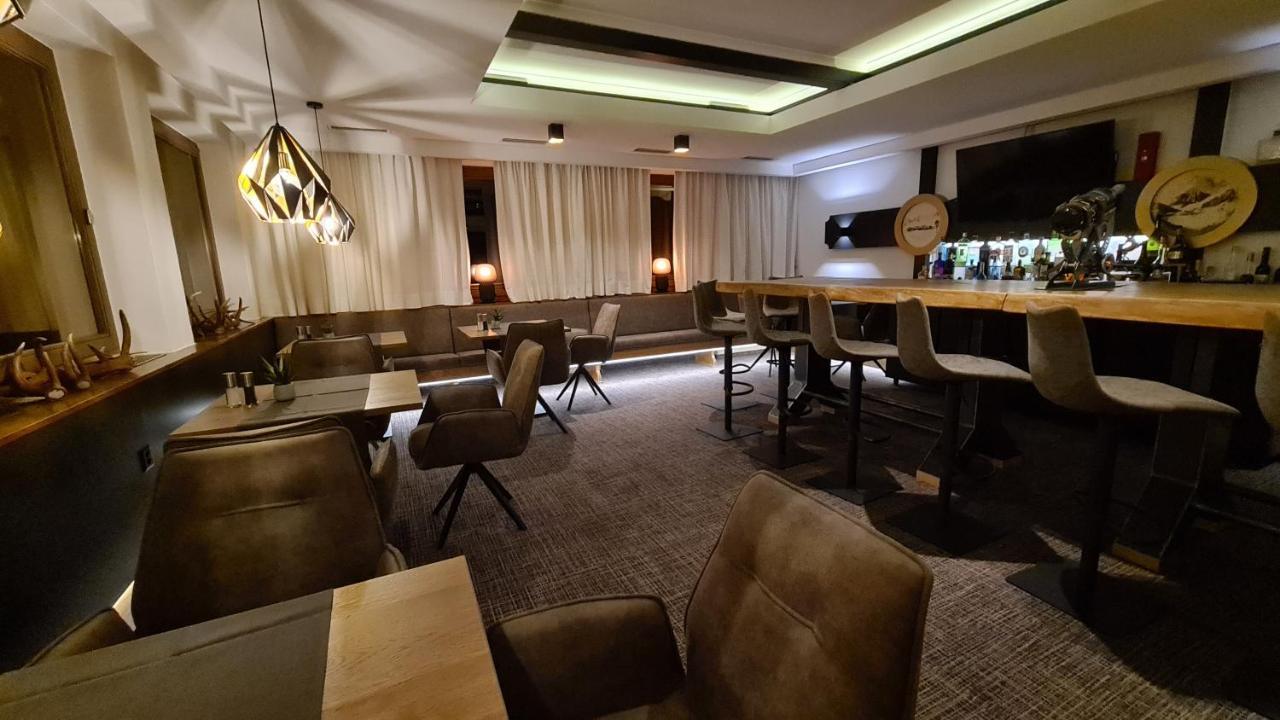 Hotel Cresta Замнаун Экстерьер фото