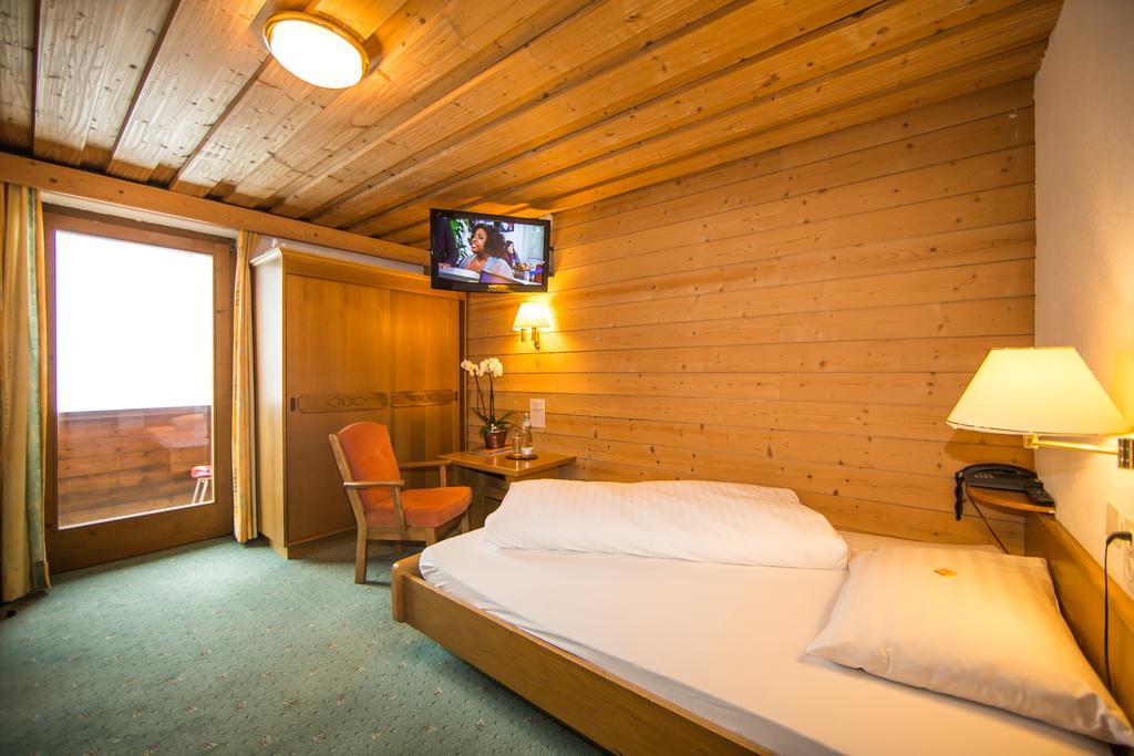 Hotel Cresta Замнаун Номер фото