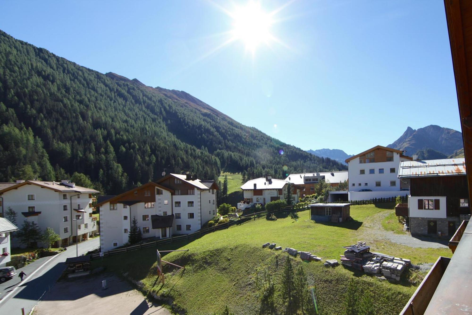Hotel Cresta Замнаун Экстерьер фото